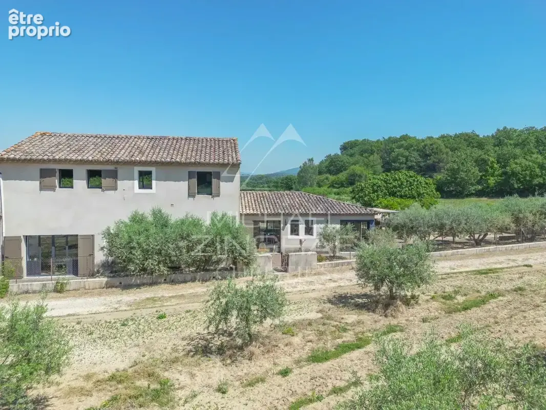 Exclusivité - Oppède - Belle maison de hameau aux vues exceptionnelles et à deux pas des commerces - photo 3