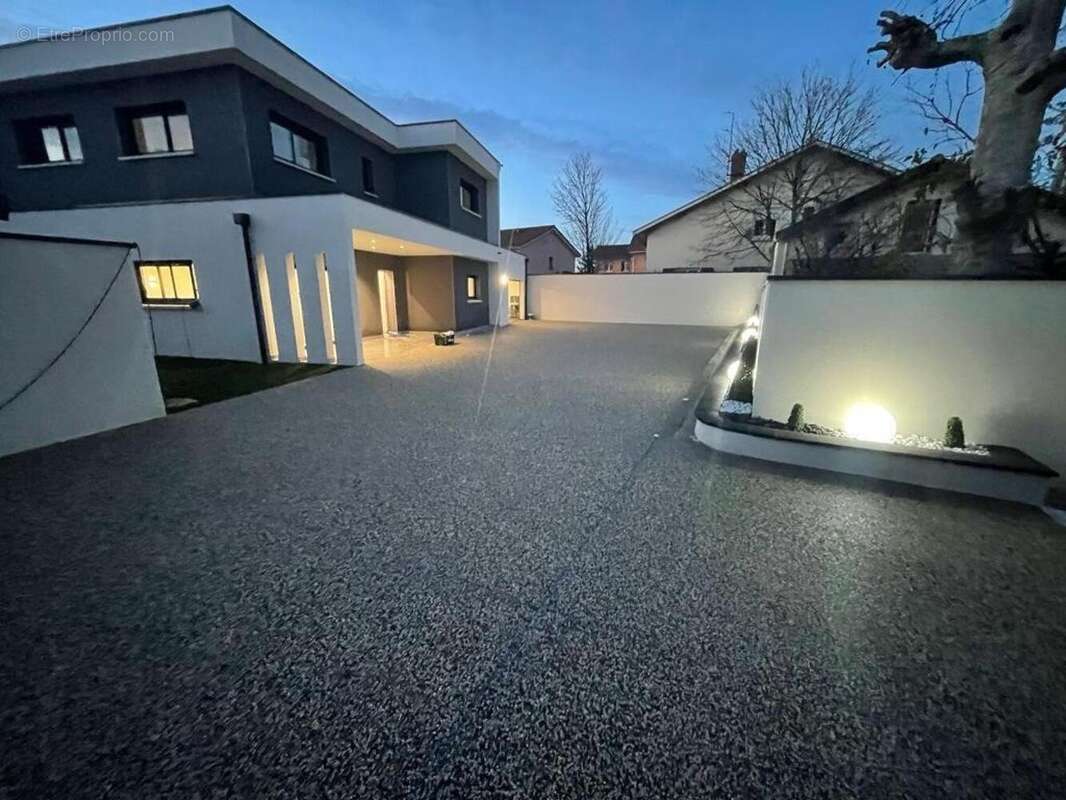 Photo 2 - Maison à GRIGNY