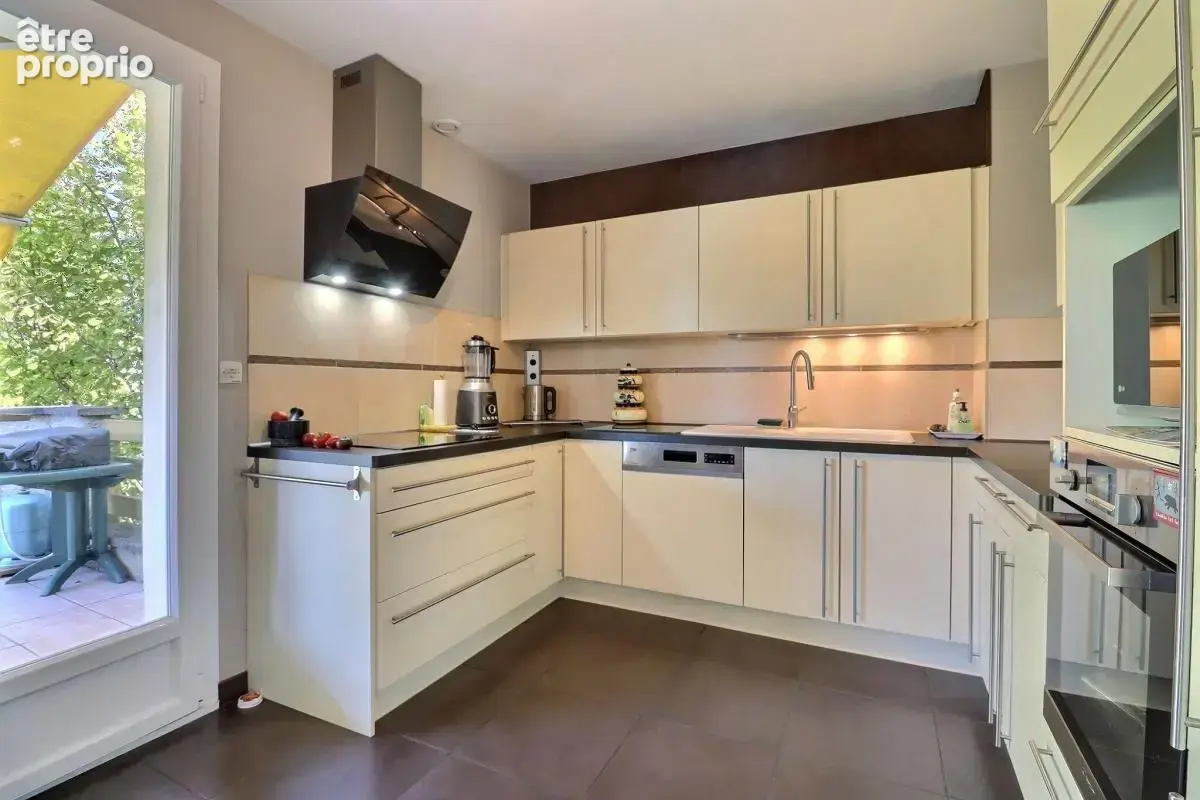 GENLIS HUCHEY - Maison sur sous-sol complet - photo 3