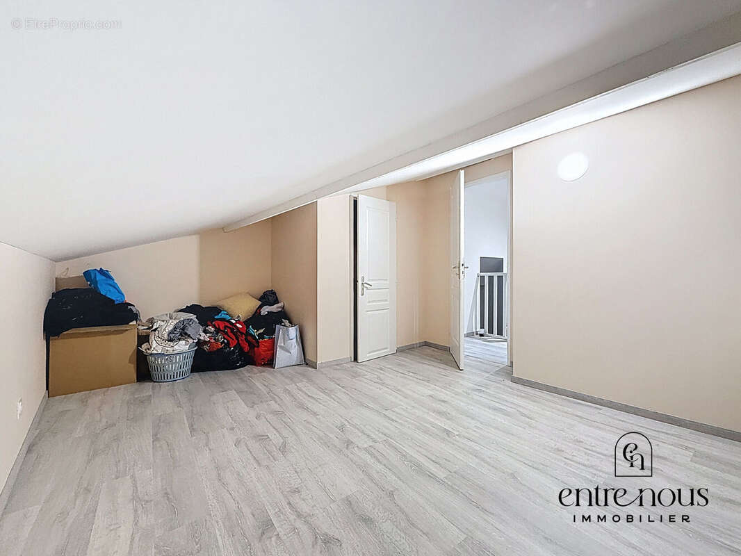 Photo 7 - Maison à COURS-LA-VILLE