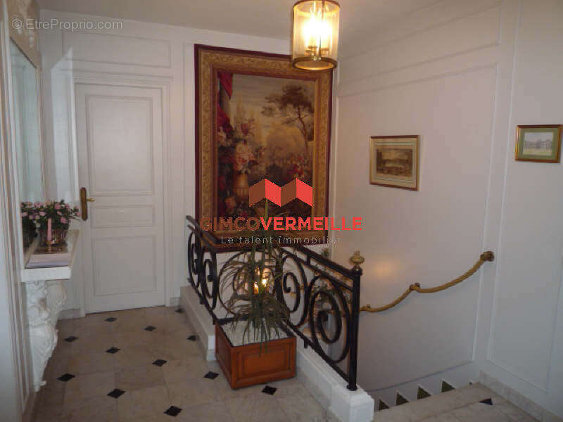 Maison à LA CELLE-SAINT-CLOUD