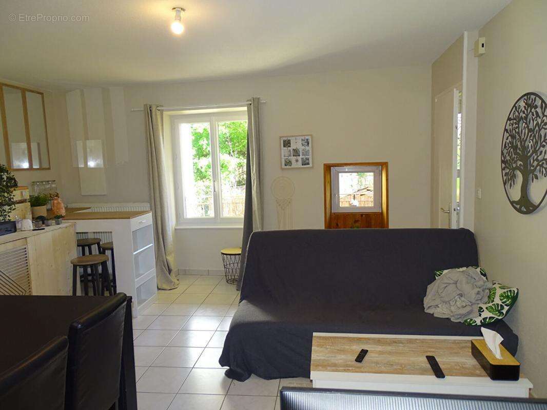 Appartement à MOIRANS-EN-MONTAGNE