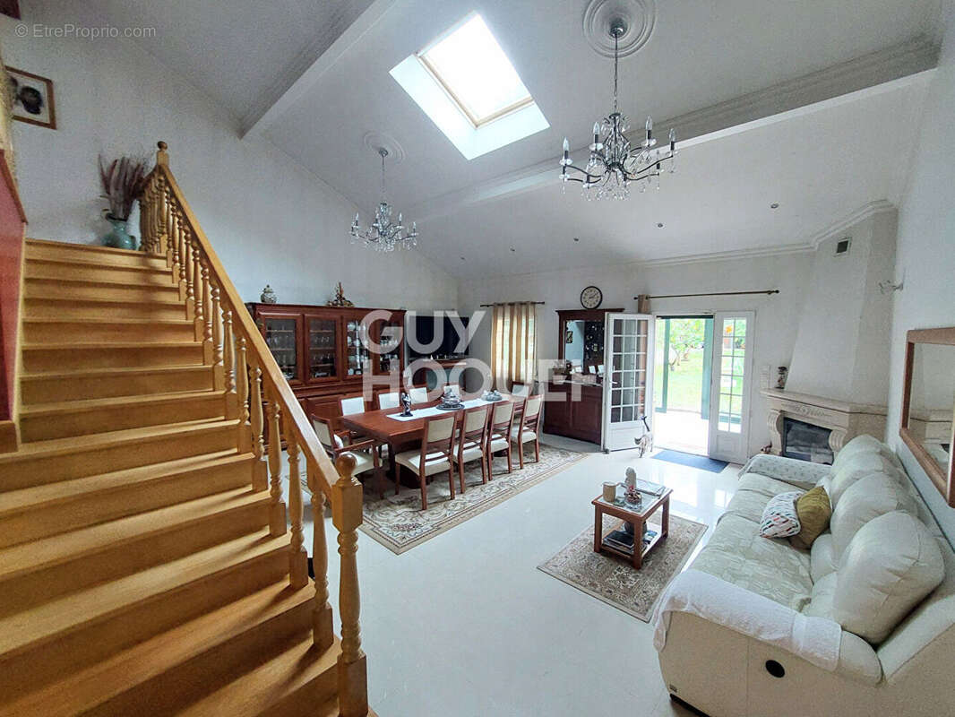 Maison à ROSNY-SOUS-BOIS