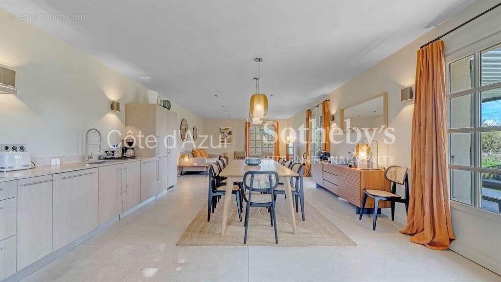 Maison à RAMATUELLE