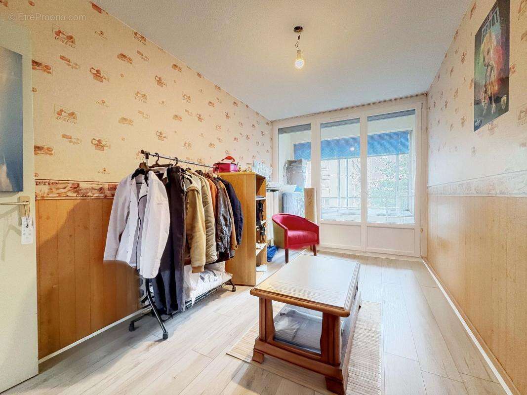 Appartement à CHENOVE