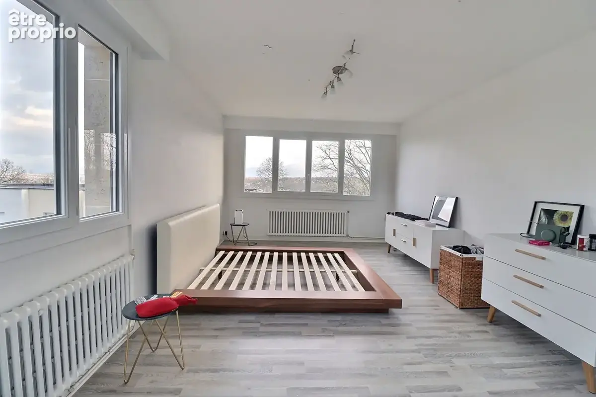 MAREIL MARLY - MAISON 352m² - vendue occupée avec bail en cours. - photo 9