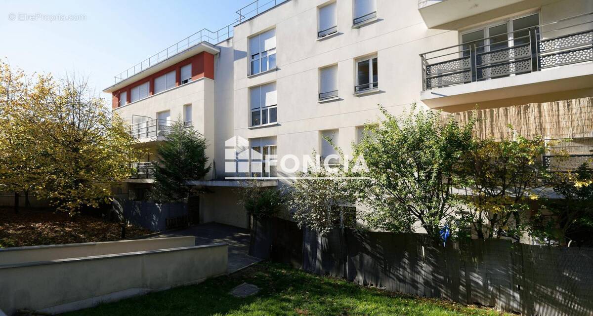 Appartement à CORBEIL-ESSONNES
