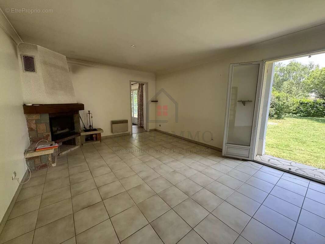 Maison à SAINT-HIPPOLYTE