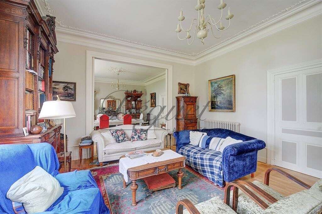 Côteaux-sur-Loire - Touraine - 37130 - 350 M² - 10 pièces - 7 chambres - piscine - parc 6 hectares - photo 6