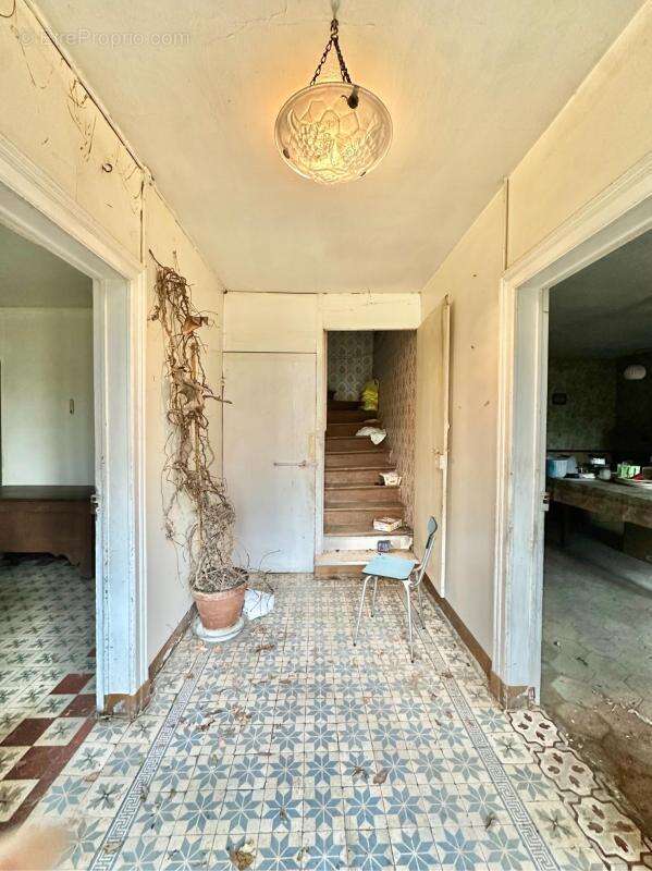 Maison à FLINS-NEUVE-EGLISE