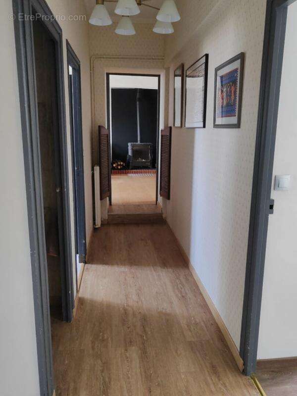 Maison de caractère -192 m² - Terrain 1 435 m² - photo 15