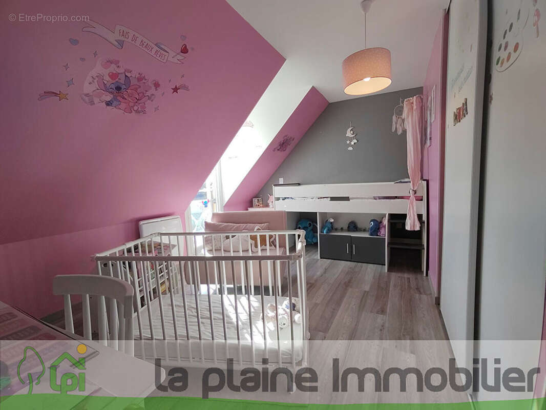 Pavillon sur sous-sol avec 6 chambres - photo 8