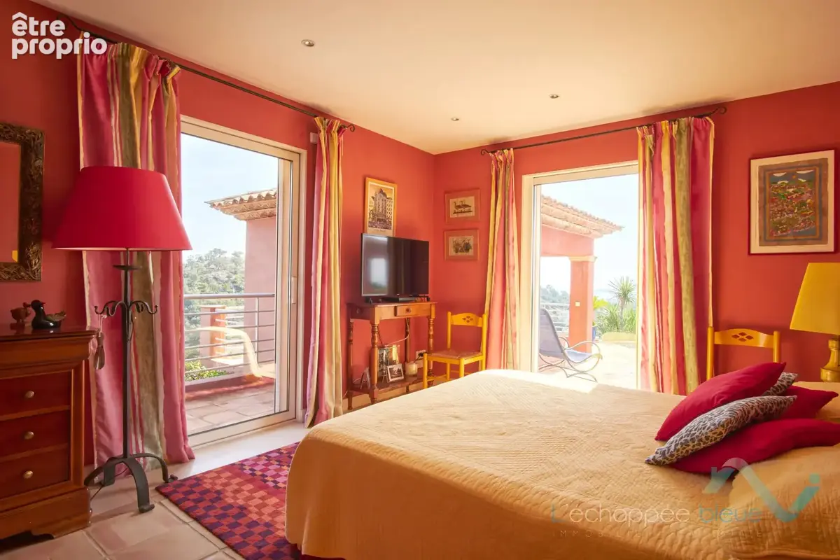 Vente Villa 7 pièces avec magnifique vue mer panoramique à Sainte Maxime - photo 11