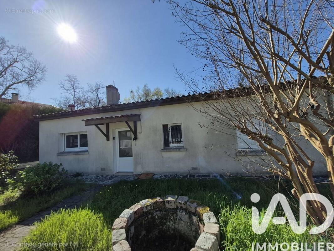 Photo 1 - Maison à MONTENDRE