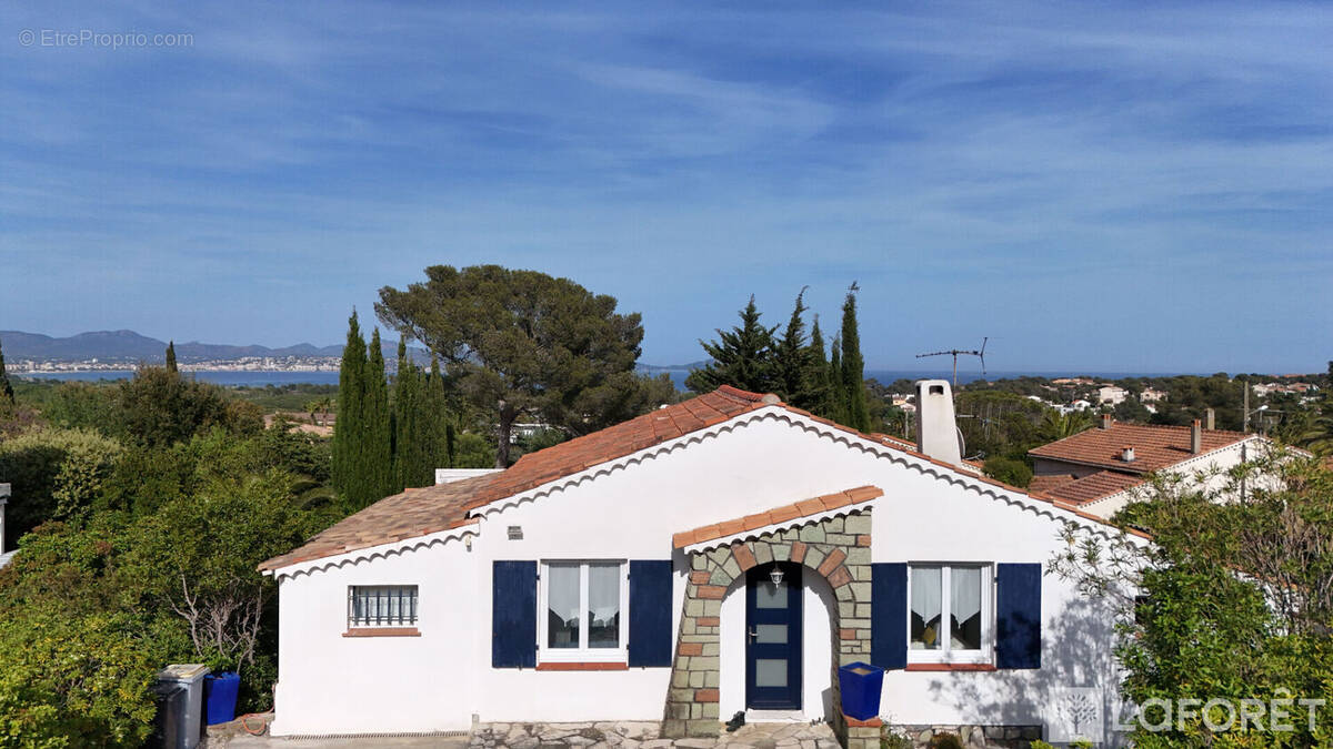 Maison à FREJUS