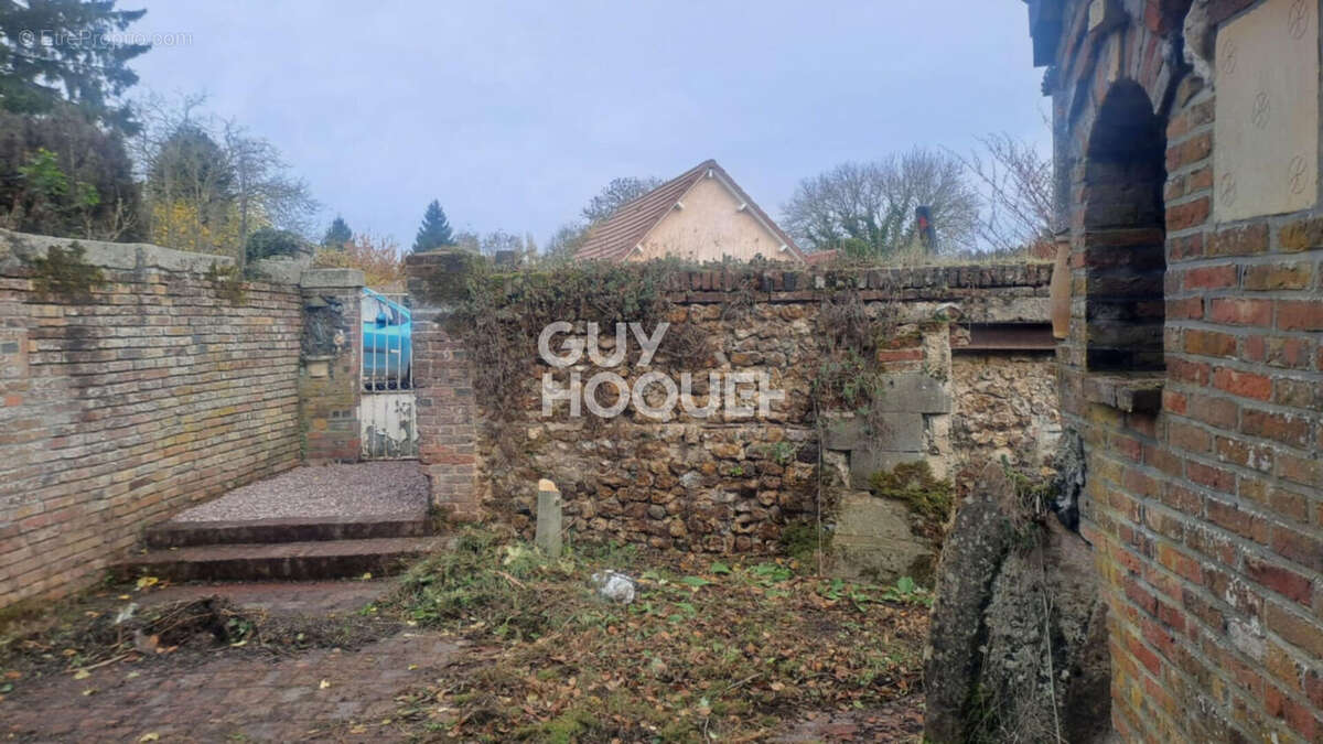 Maison à GLOS-LA-FERRIERE