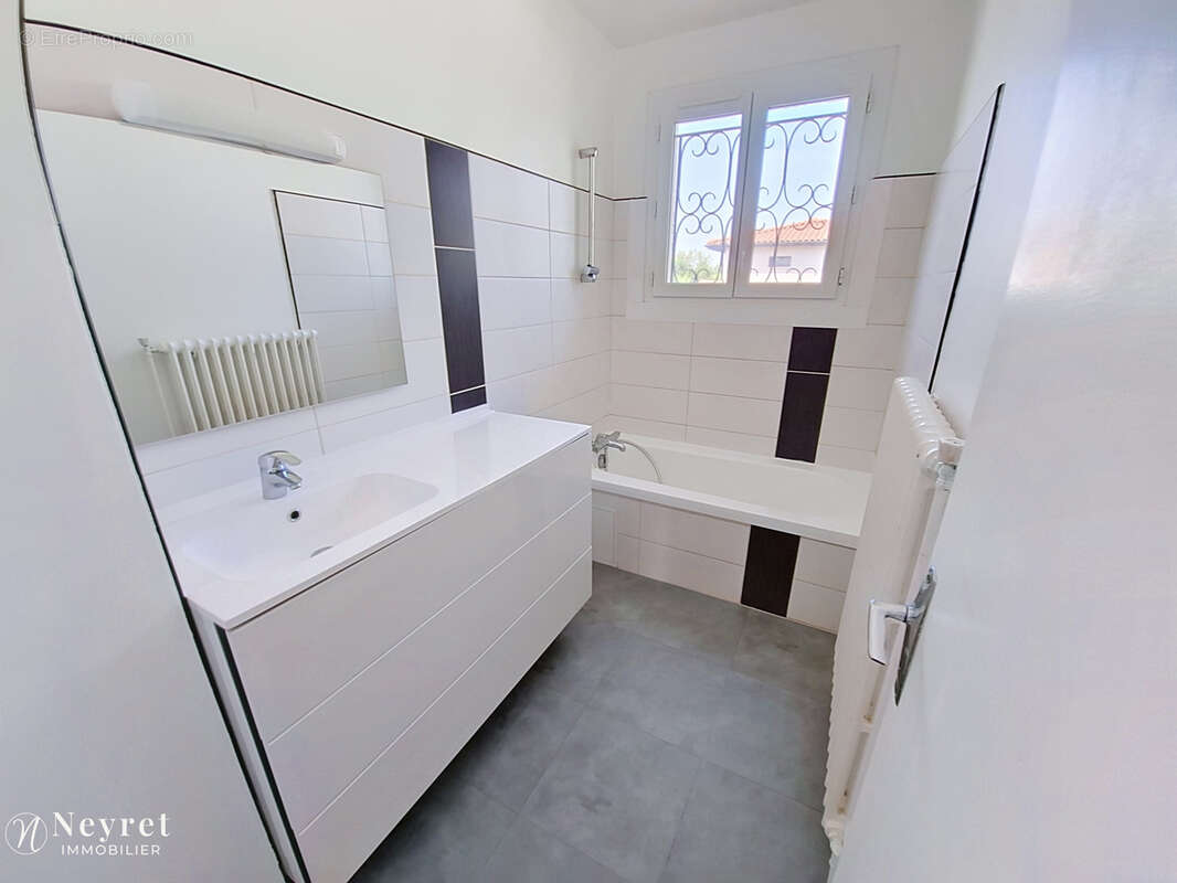 A ne pas rater ! Maison individuelle de 147 m2, 5 chambres avec garage de 29m2 sur 564 m2 clos et arboré - photo 11