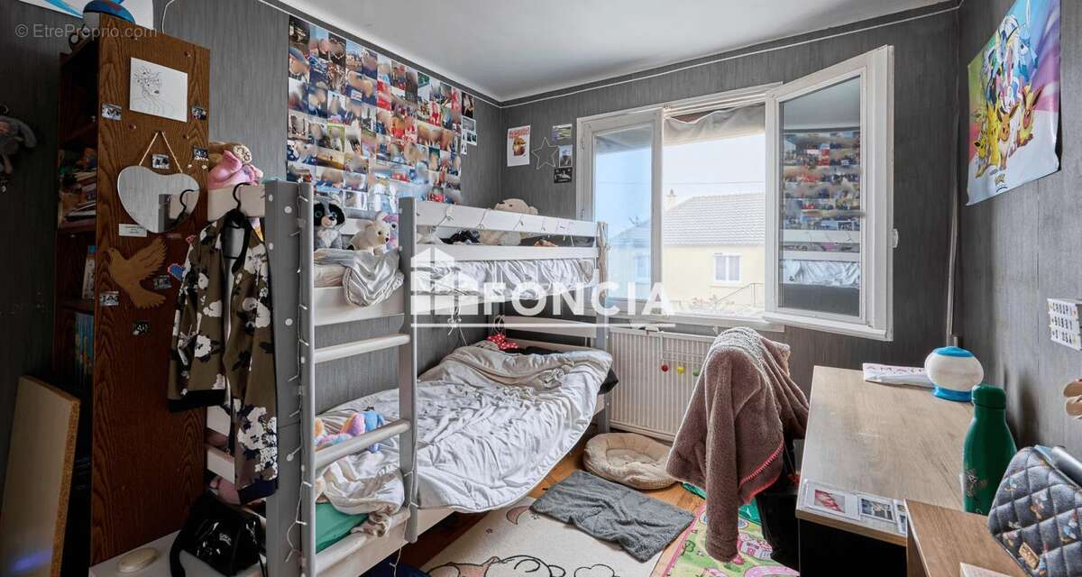 Maison à FLEURY-SUR-ORNE