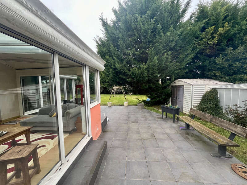 Maison à CHATEAU-GUIBERT