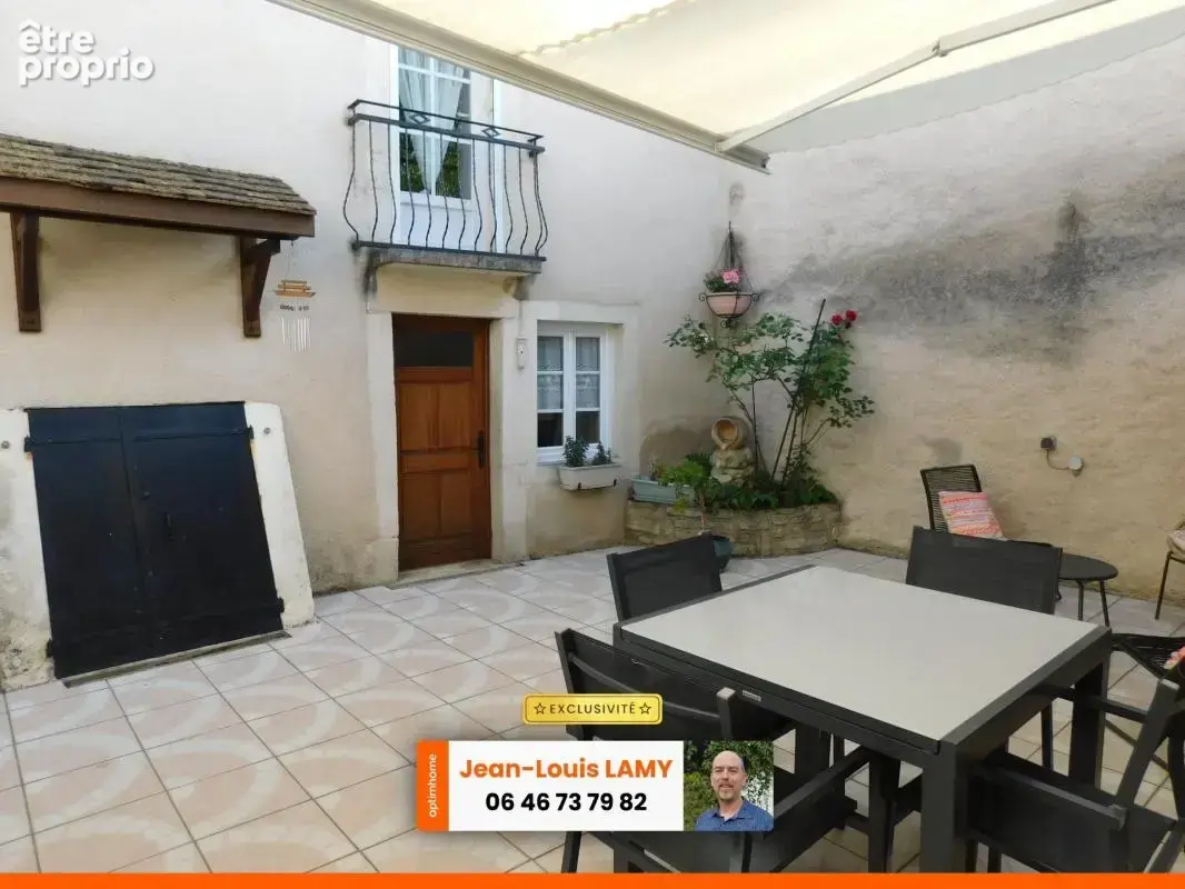 Maison à IS-SUR-TILLE