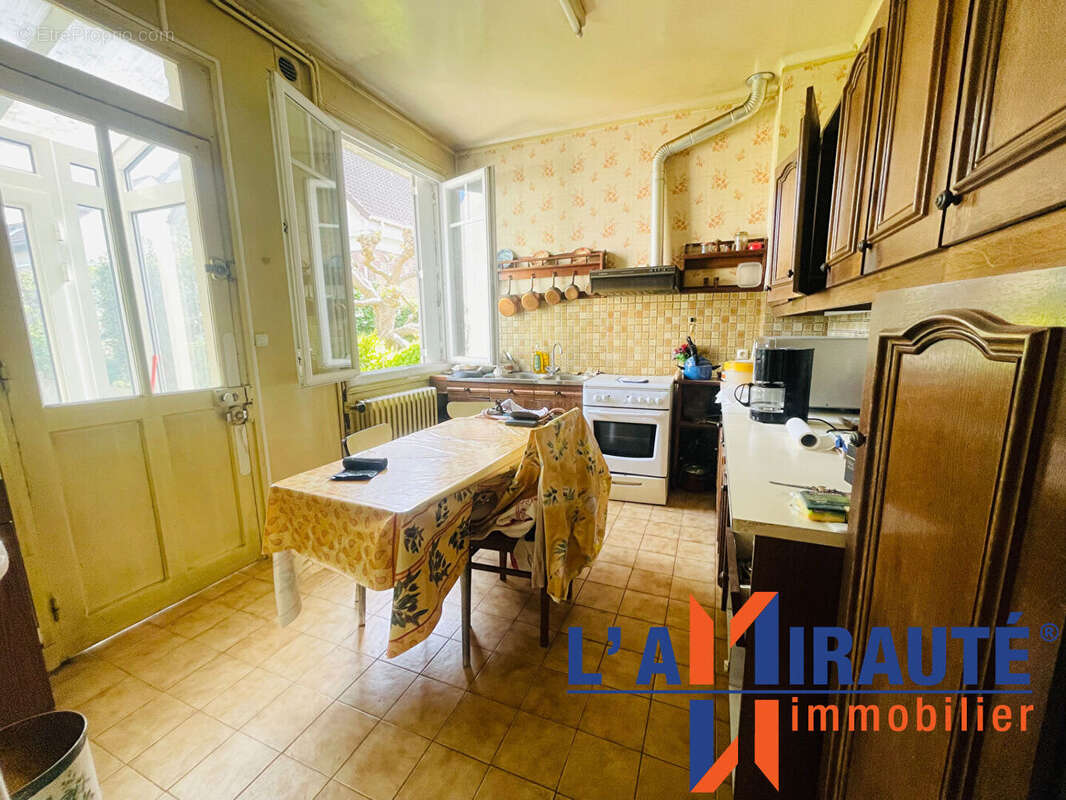 Maison à SARTROUVILLE