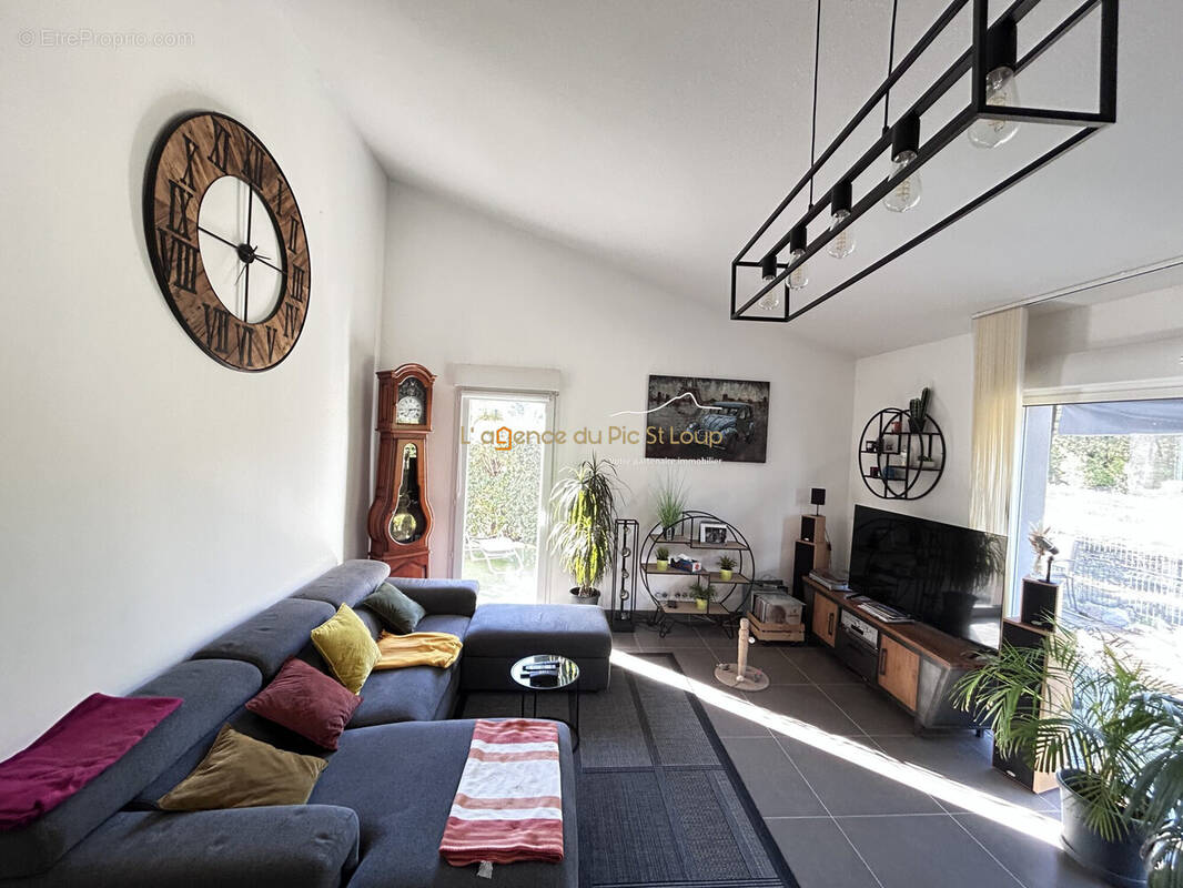 Maison à SAINT-GELY-DU-FESC