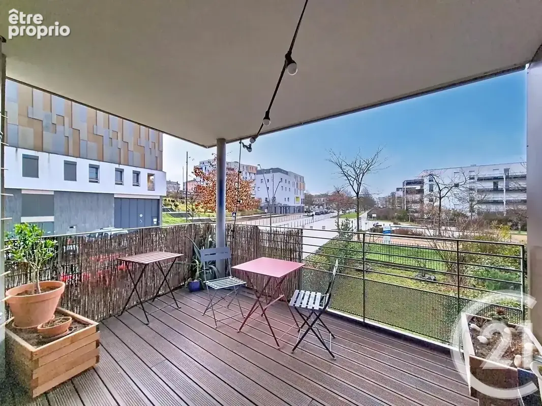 Appartement 3 pièces 63 m² à vendre à Sathonay-Camp (69580) - photo 3