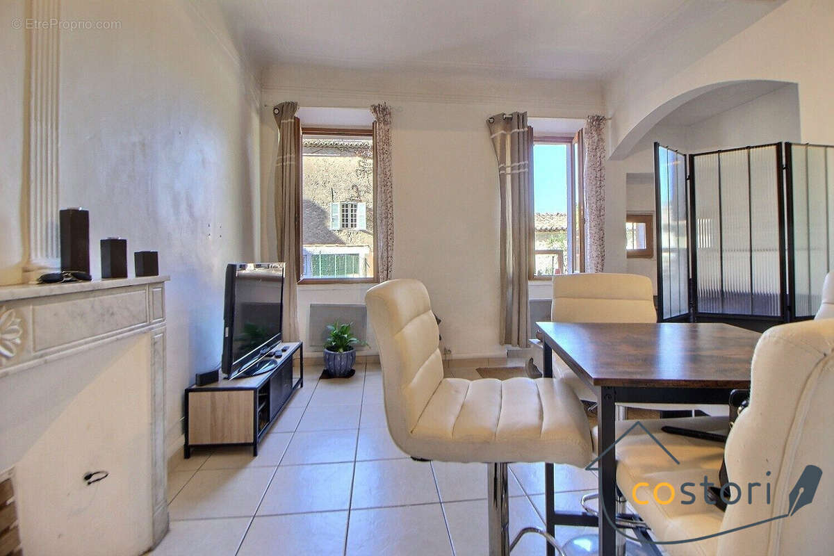 Appartement à TRANS-EN-PROVENCE