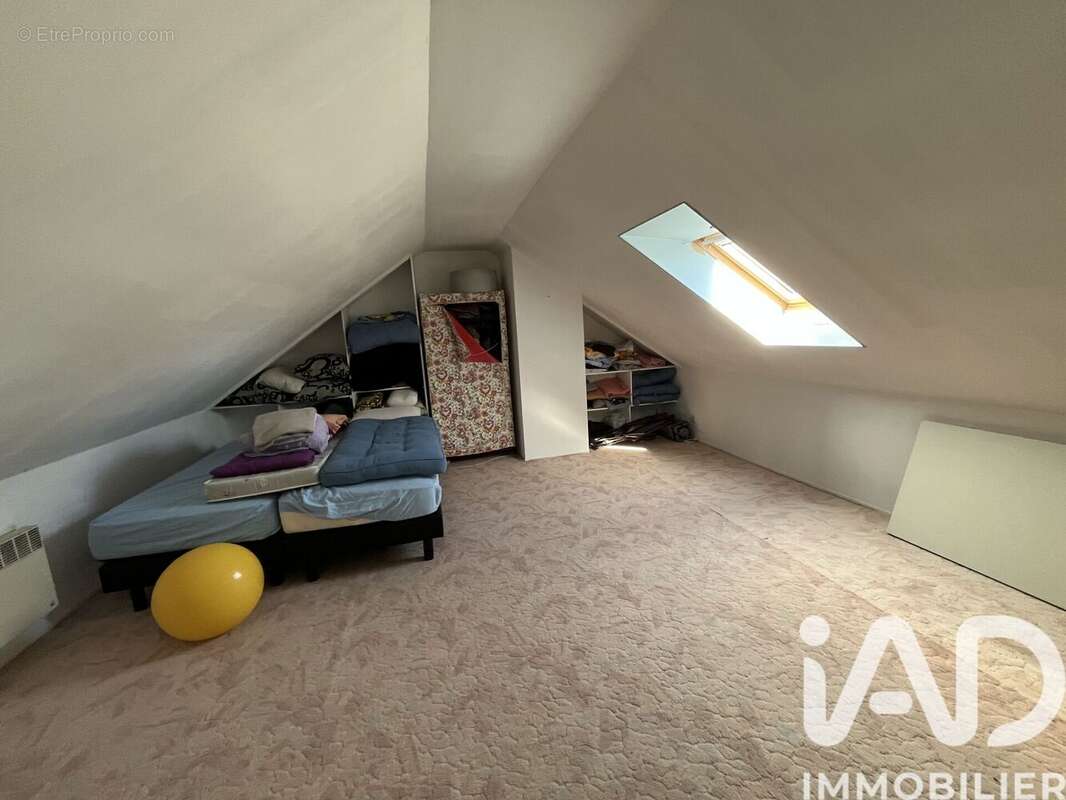 Photo 7 - Maison à CHATENAY-SUR-SEINE