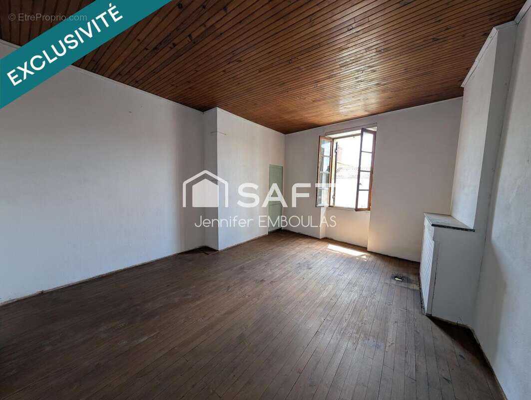 Photo 4 - Maison à SAINT-MORILLON