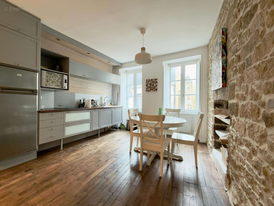 Appartement à QUIMPER