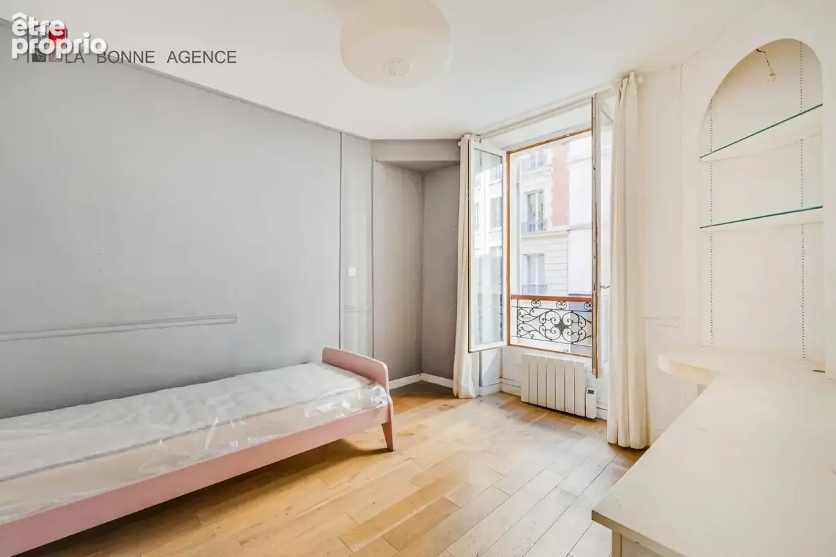 Bel appartement avec grande pièce de vie et deux chambres - photo 7