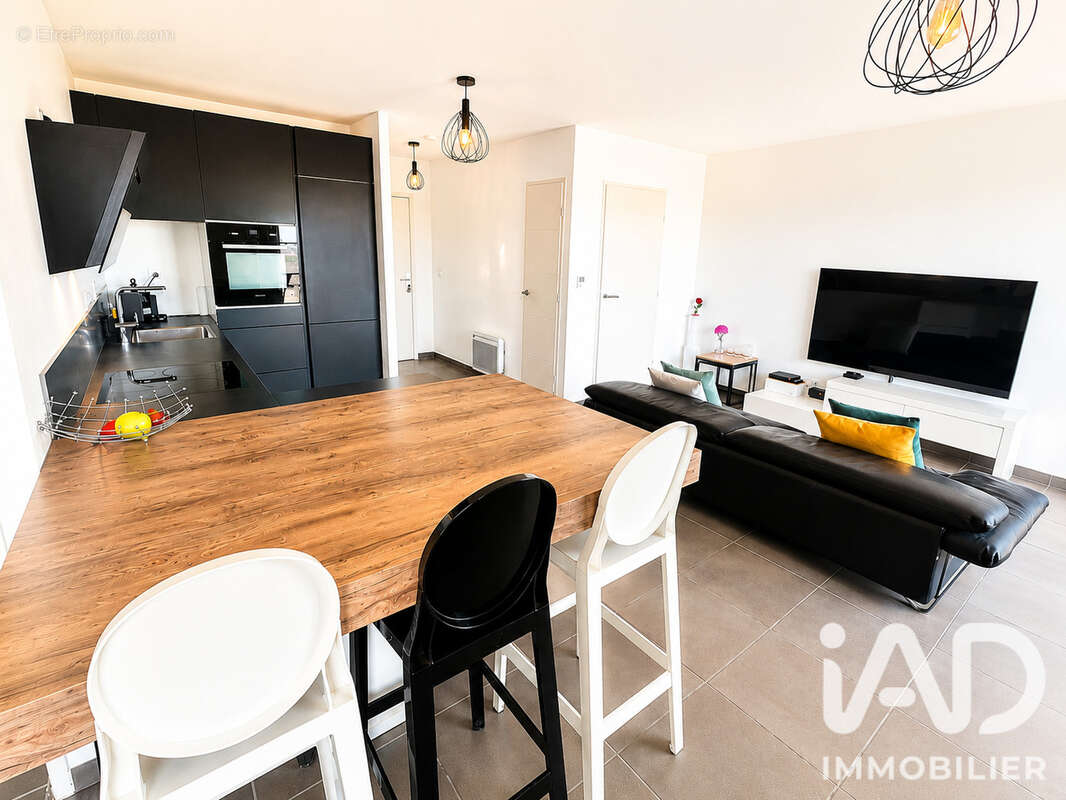Photo 3 - Appartement à MARSEILLE-9E