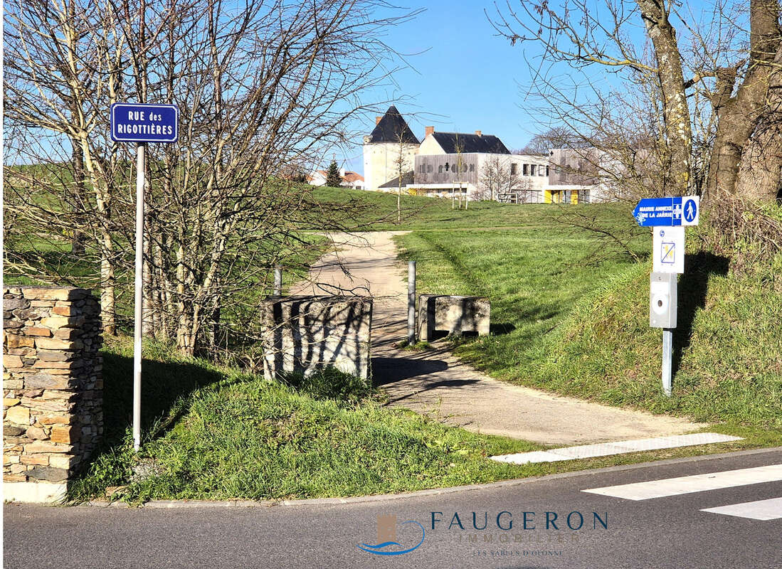 Terrain à OLONNE-SUR-MER