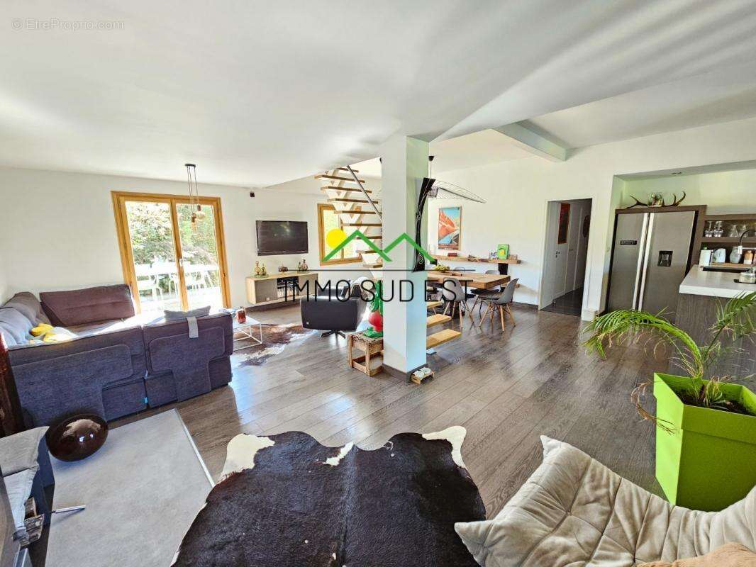 Maison à SAINT-MARCEL-LES-VALENCE