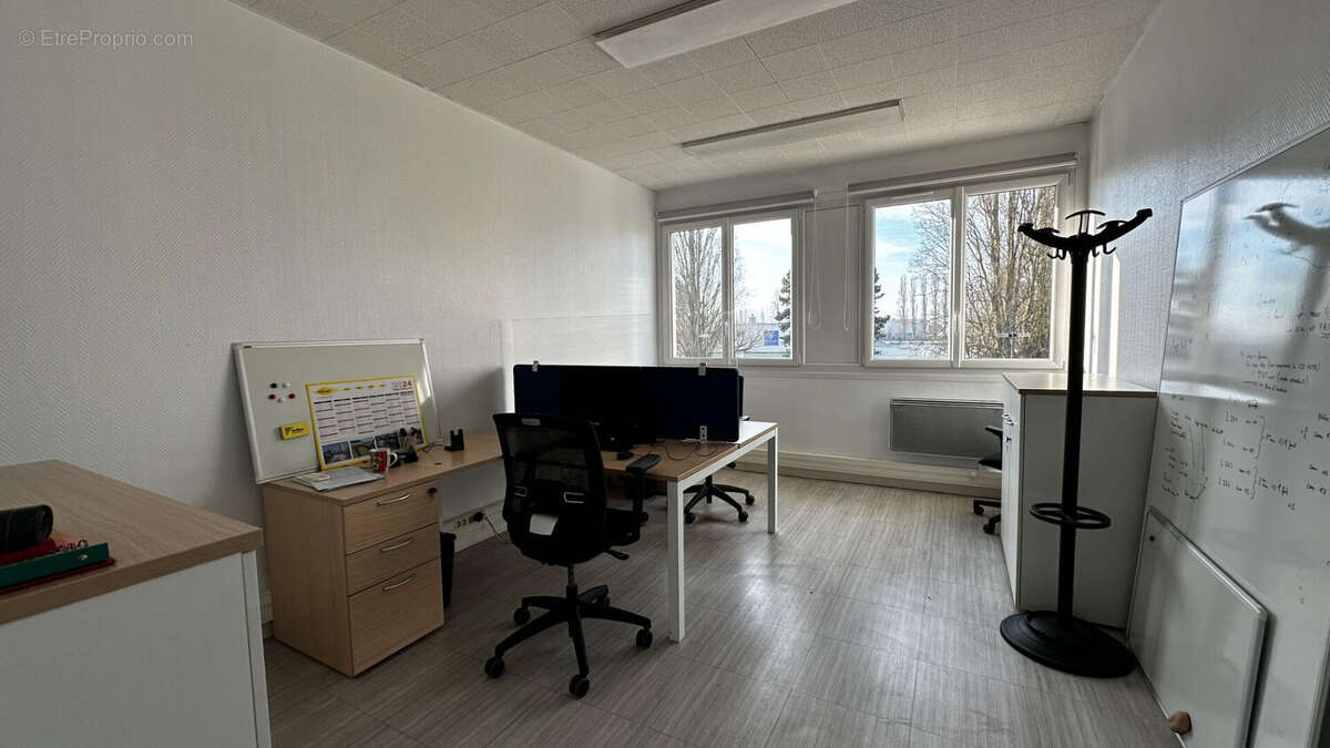 Autre à NOGENT-SUR-OISE