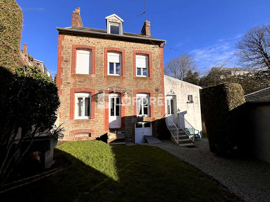 Maison Saint-Georges-des-Groseillers 78 m² - photo 3