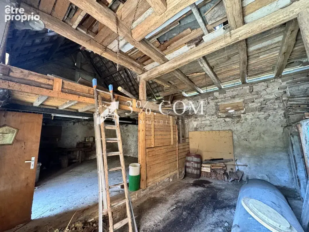 3%COM Maison avec dépendance - photo 3
