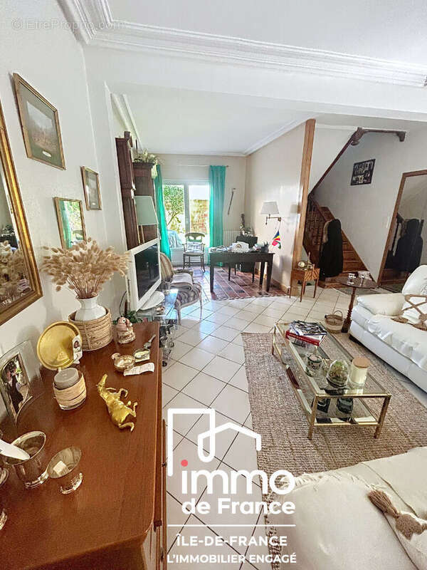Maison à VILLEMOMBLE