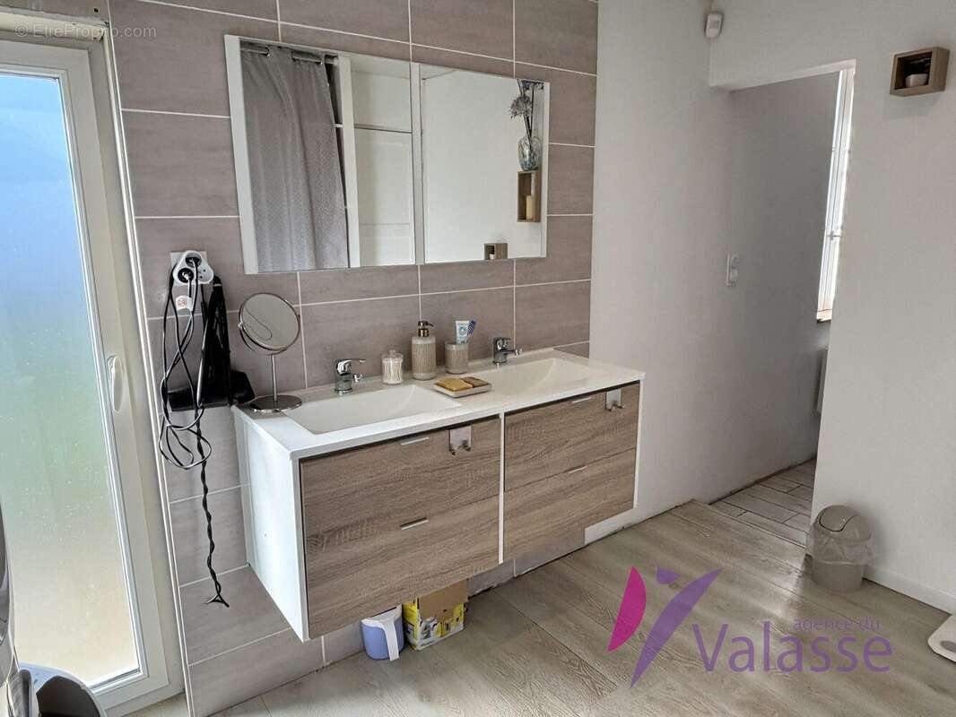 Maison 77 m² à Saint-Romain-De-Colbosc  - photo 7