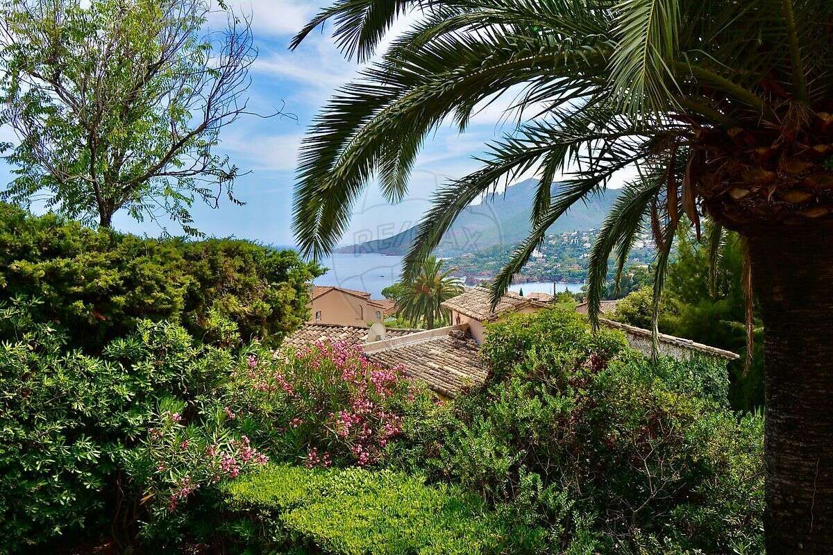 Maison à THEOULE-SUR-MER