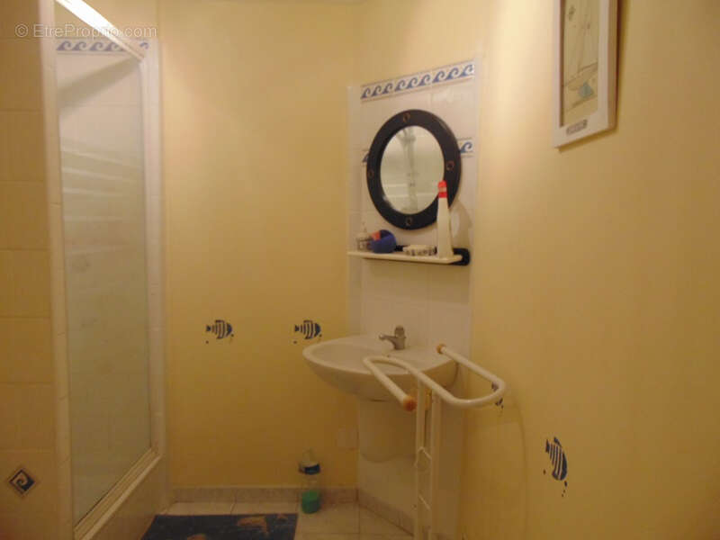 AGDE : maison de 4 pièces 66 m² environ - photo 8