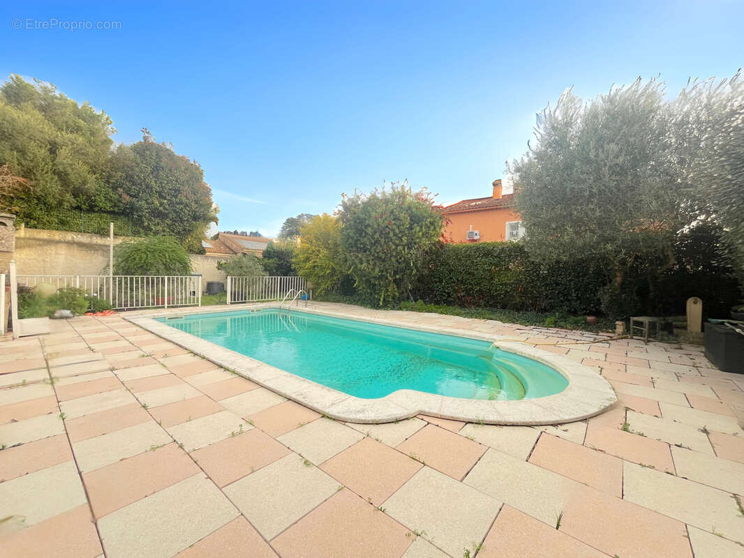 Maison à SIX-FOURS-LES-PLAGES