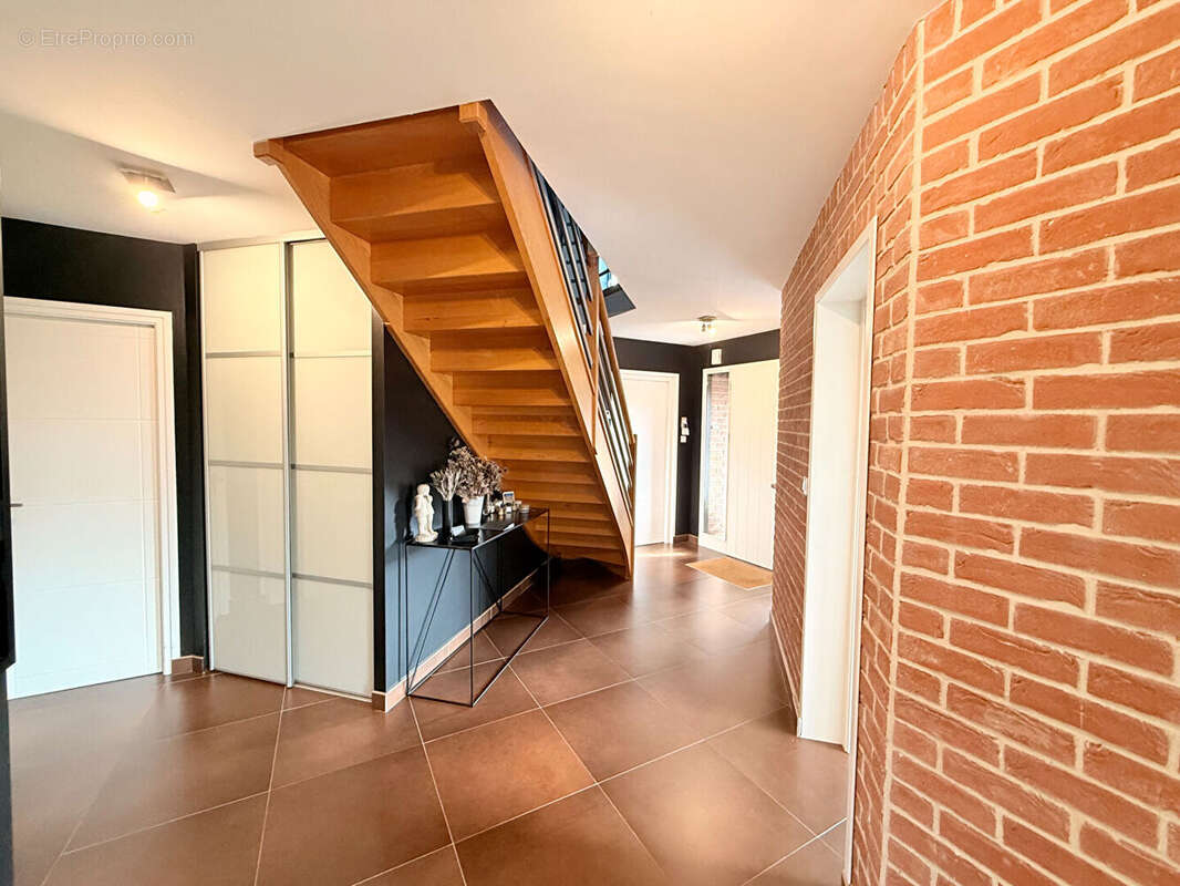 Maison à LE MAISNIL