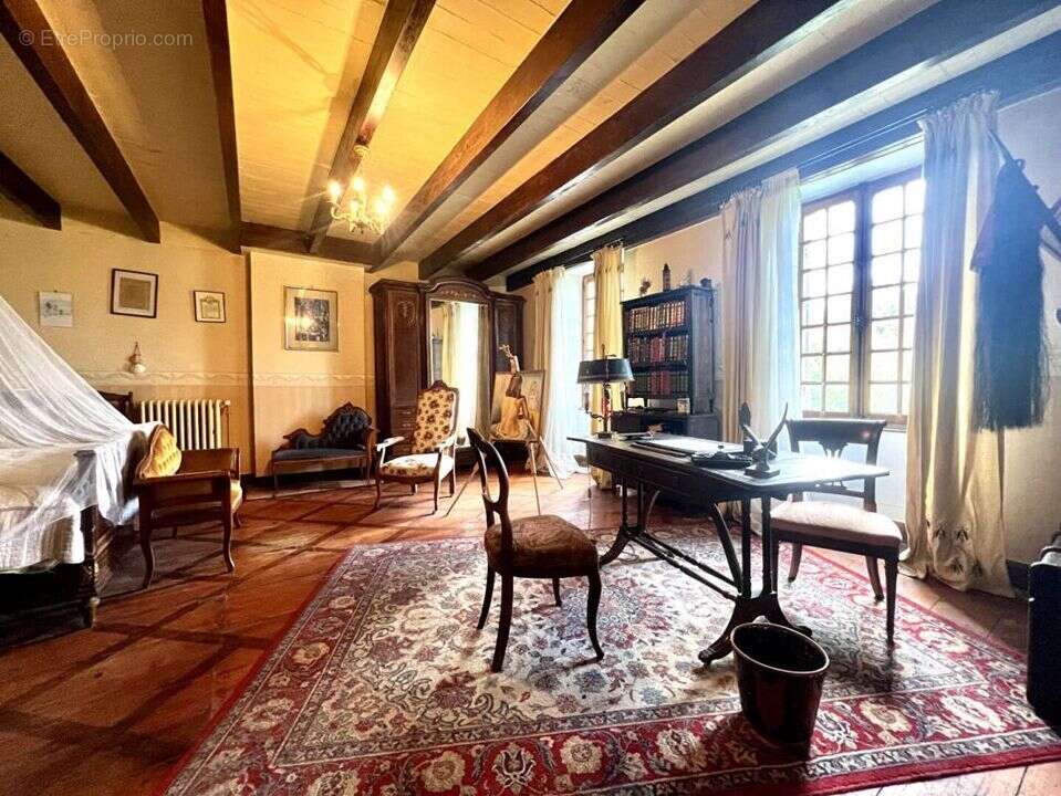 Maison à SAINT-SEVER-DE-SAINTONGE