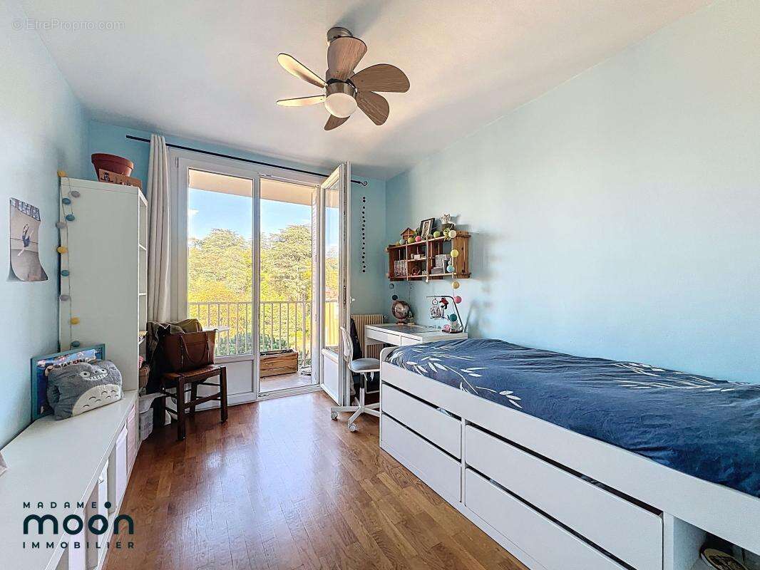 Appartement à OULLINS