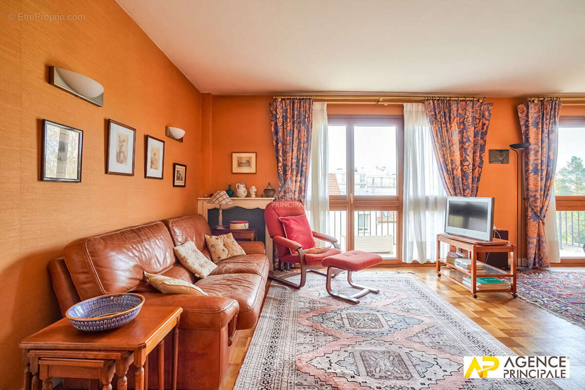 Appartement à MAISONS-LAFFITTE