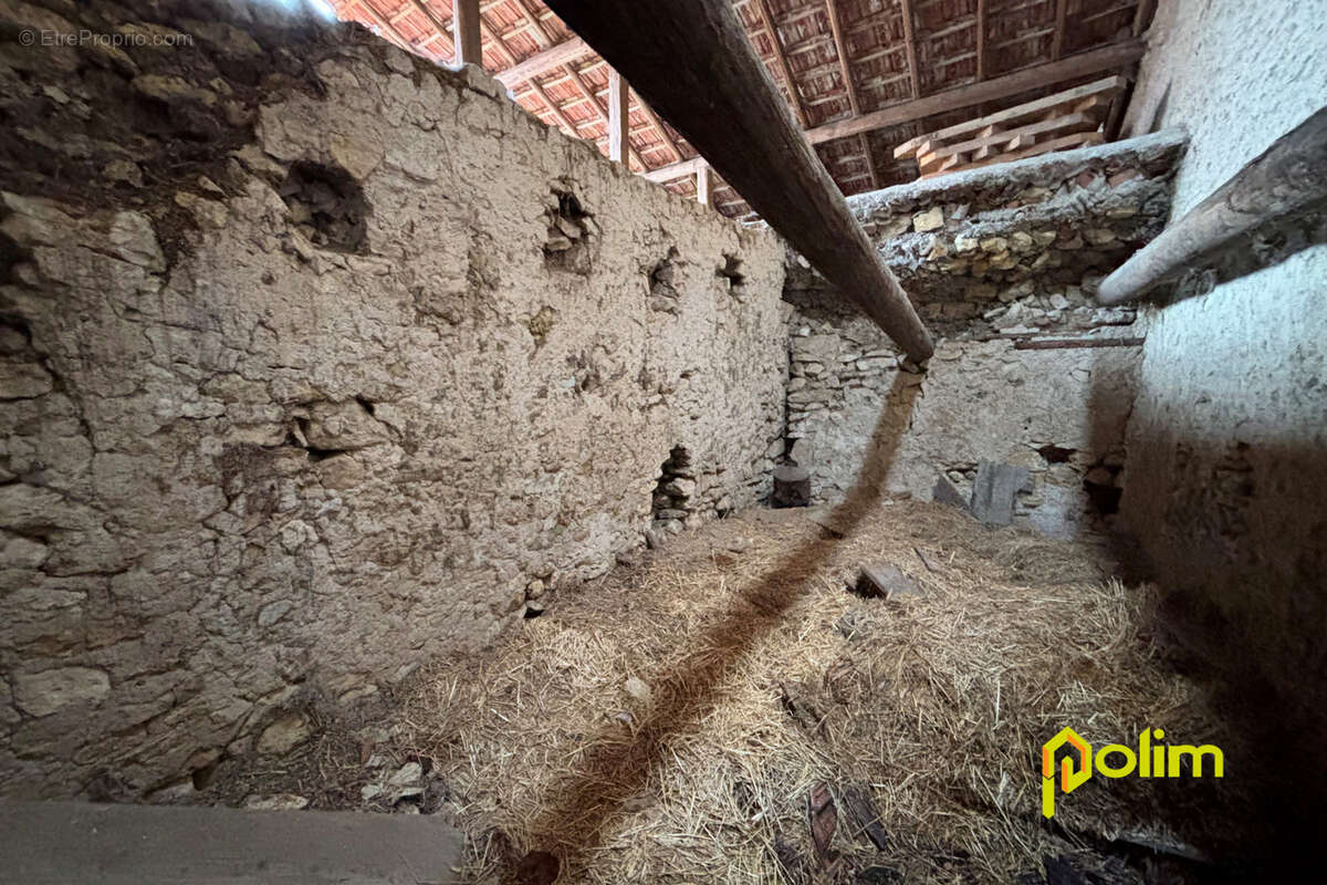 Autre à BOUXIERES-SOUS-FROIDMONT