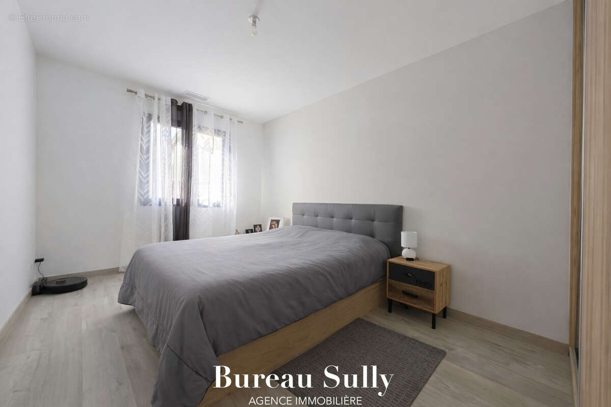 Maison à REVENTIN-VAUGRIS