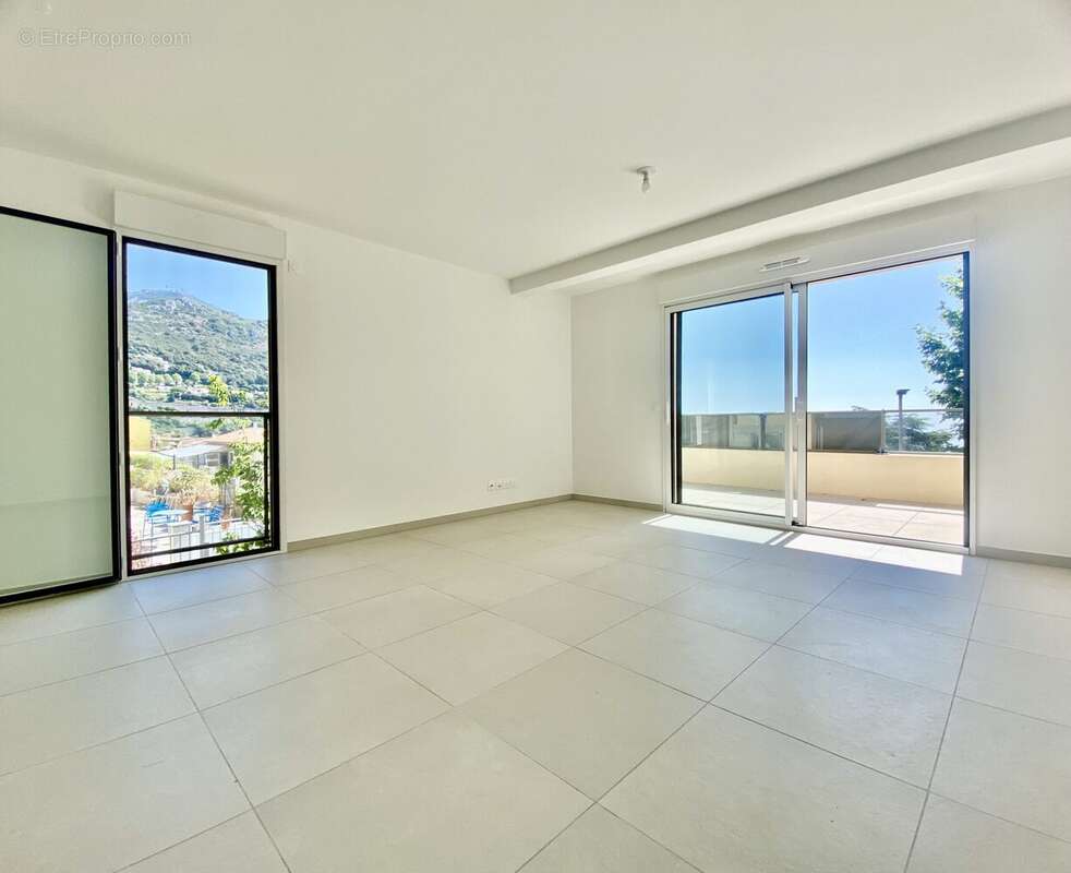 Appartement à LA TURBIE